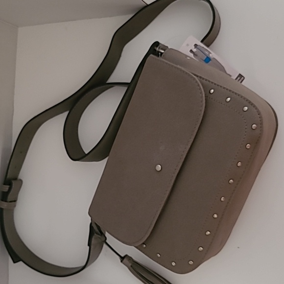 Gray Studded Saddle Crossbody/Shoulder Bag NWT - Picture 2 of 16